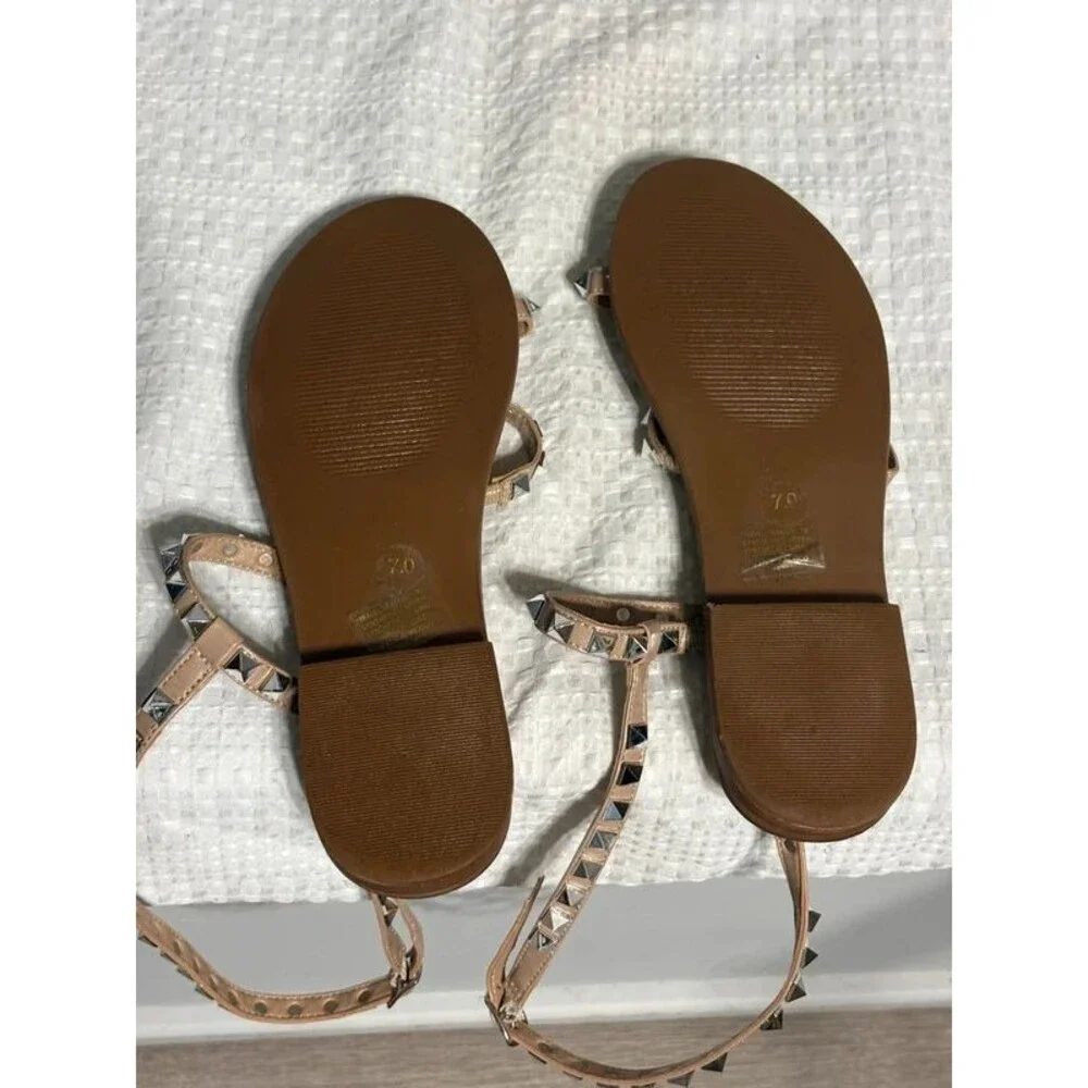 Steve Madden Travel Studded Flat Sandals - US 7/UK 5/EUR 38 Excellent
